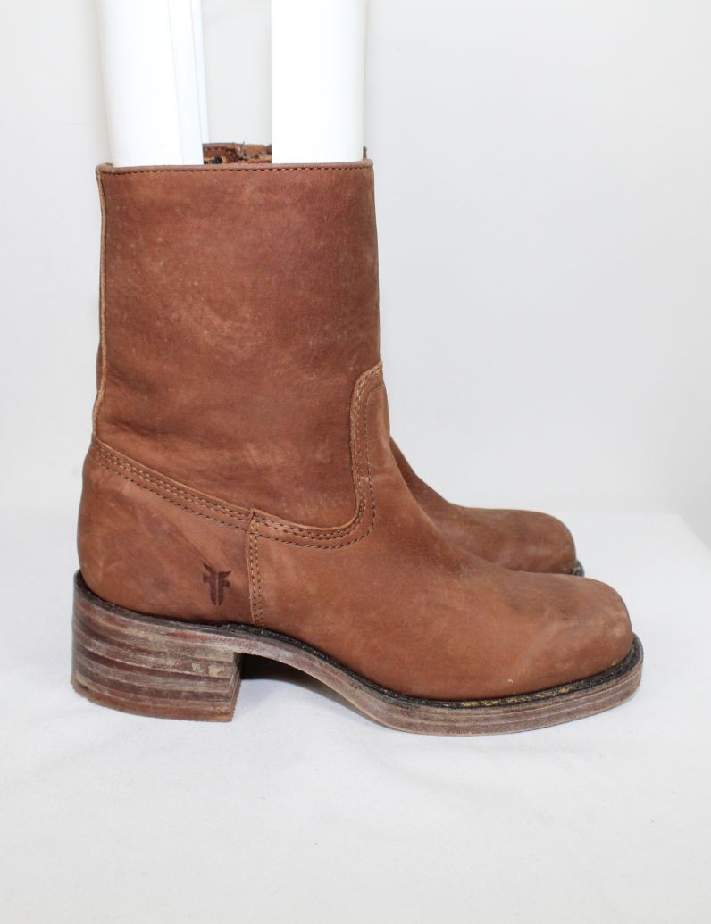 Frye campus clearance zip boot