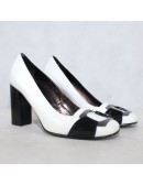 VIA SPIGA V-Piano white heels!